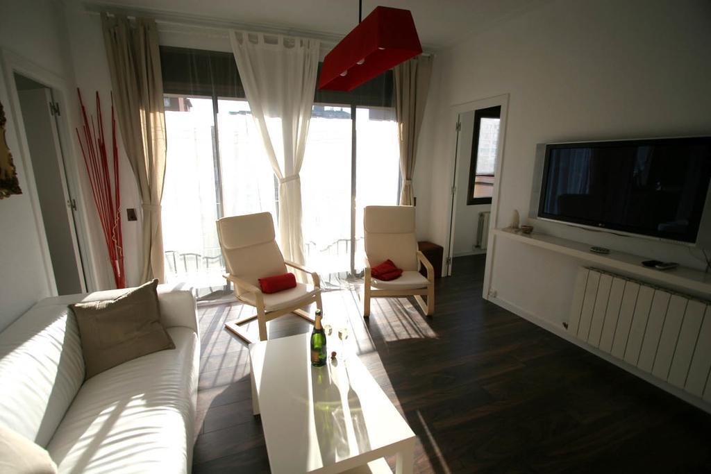 Near Clot & Sagrada Familia Apartment Barcelona Eksteriør billede